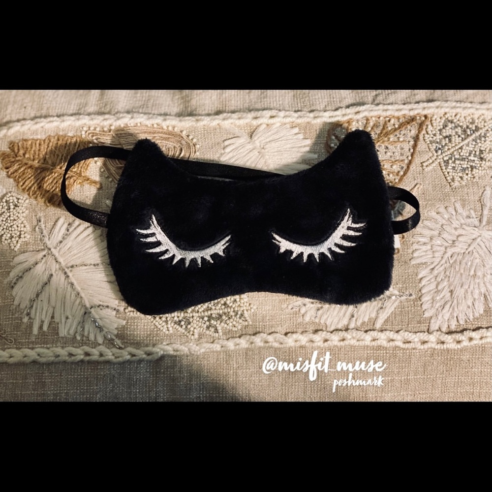 Dolls Kill Bat Sleeping Mask 🦇✨